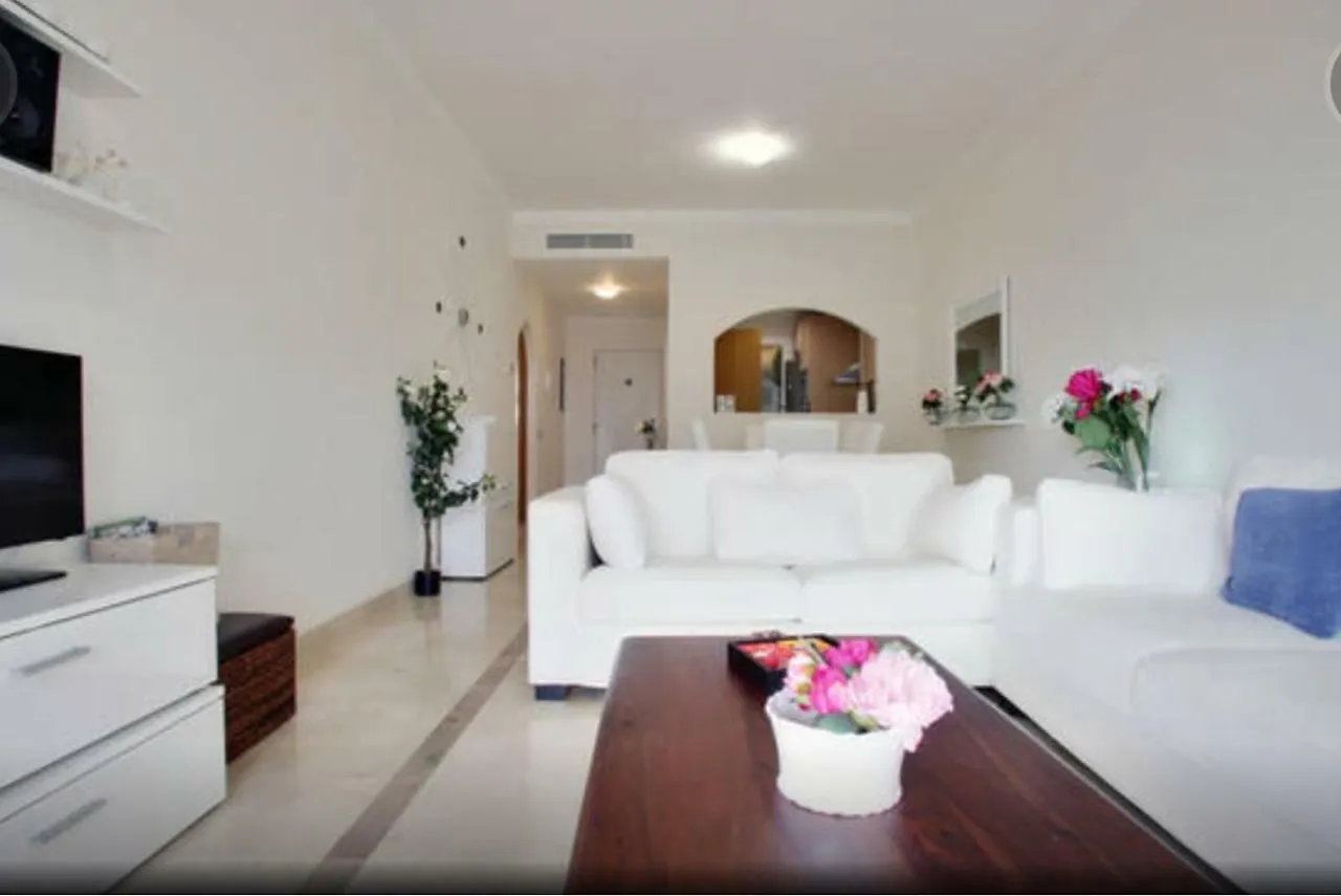 Apartamento Familiar Con Jardin Y Terraza Privada Alcaidesa Spain